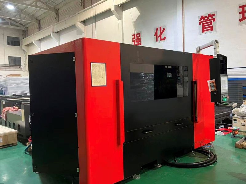 LCH-KMK-2010C view 1