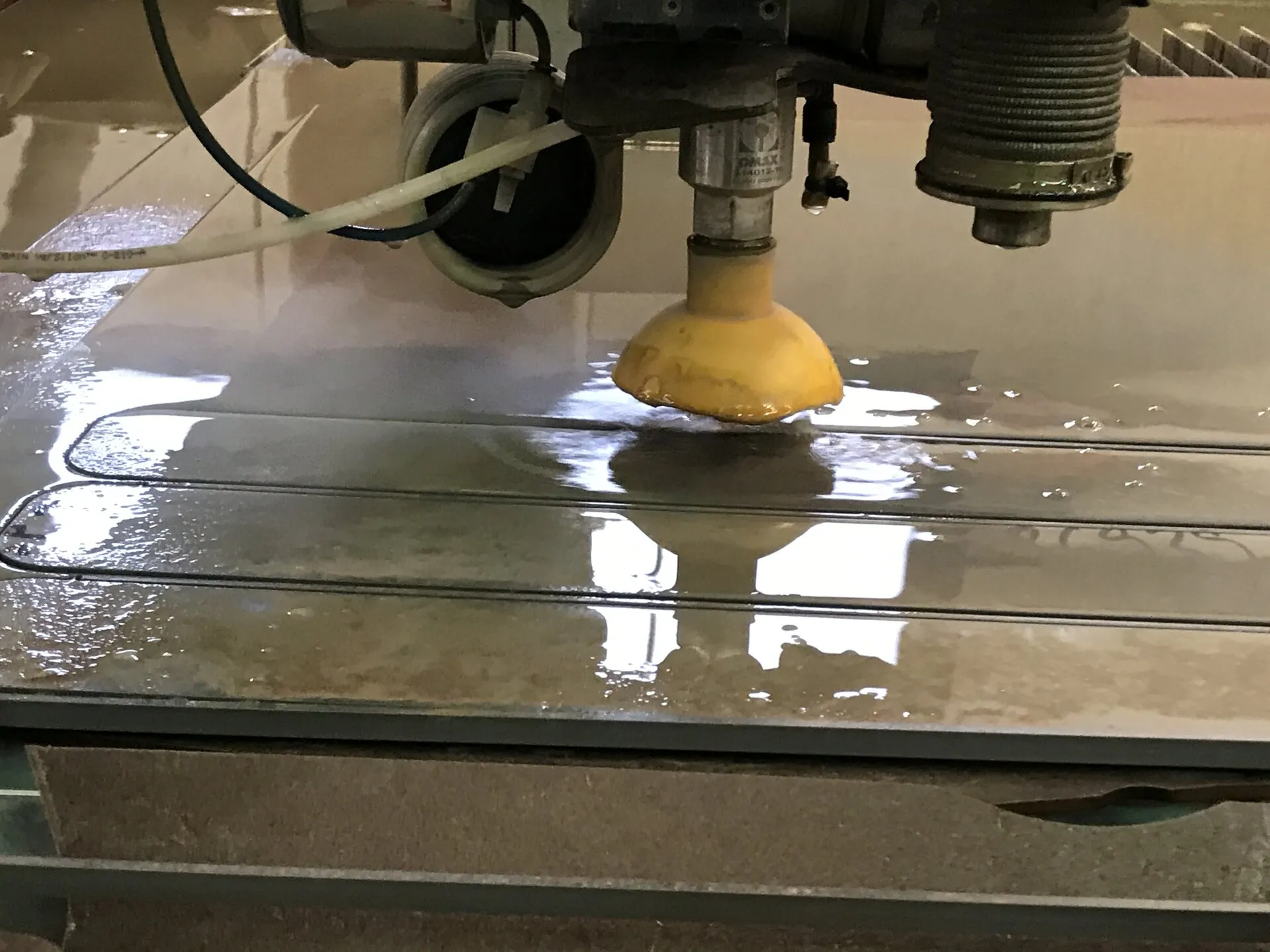 Large-format waterjet cutting