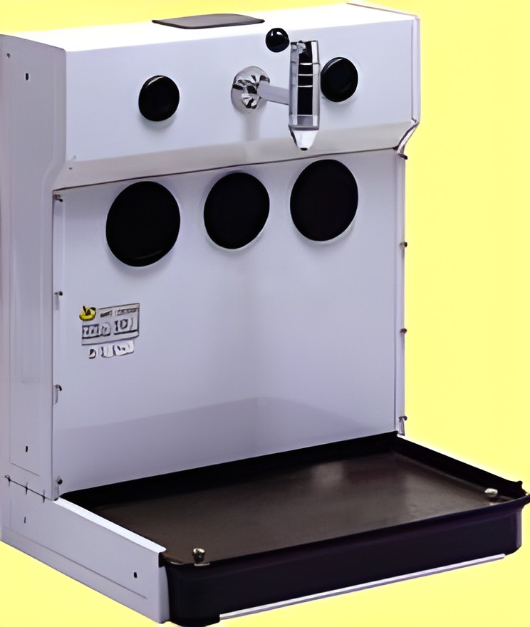 Oil bar equipped with tap